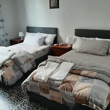 Casa Dh Nyaraló La Spezia